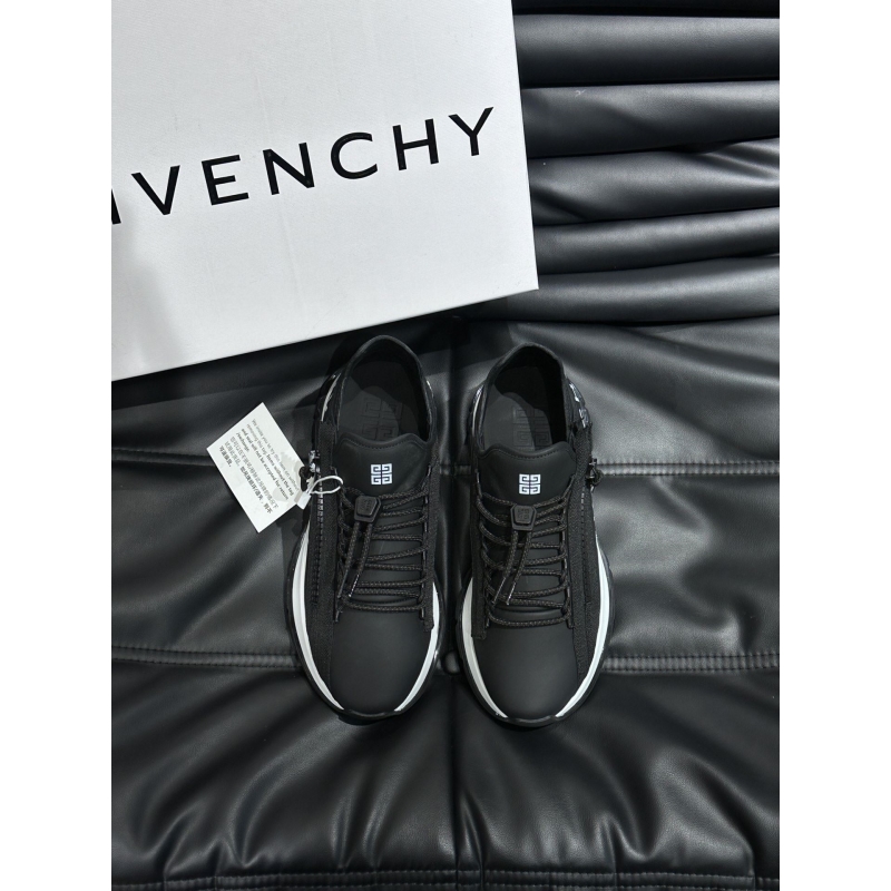 Givenchy Sneakers